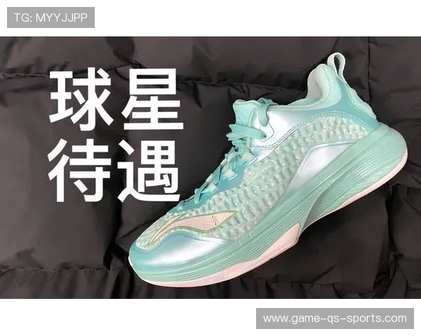 穿李宁足球鞋的球星有哪些代表人物及其影响力解析