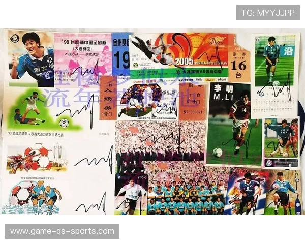足球球星卡是否为亲笔签名 如何辨别真伪及收藏价值分析